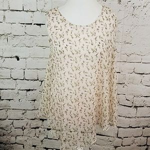 Bobeau pink tank w/ layered floral overlay sz Lg